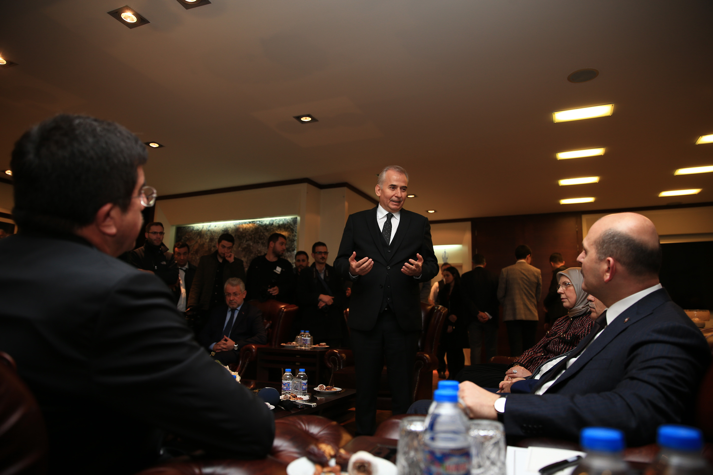 Denizli Büyükşehir Belediye Başkanı Osman Zolan’a övgü