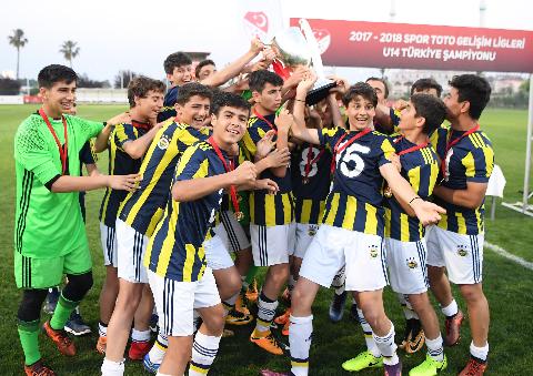 Spor Toto U14 Elit Ligi’nde şampiyon Fenerbahçe A.Ş