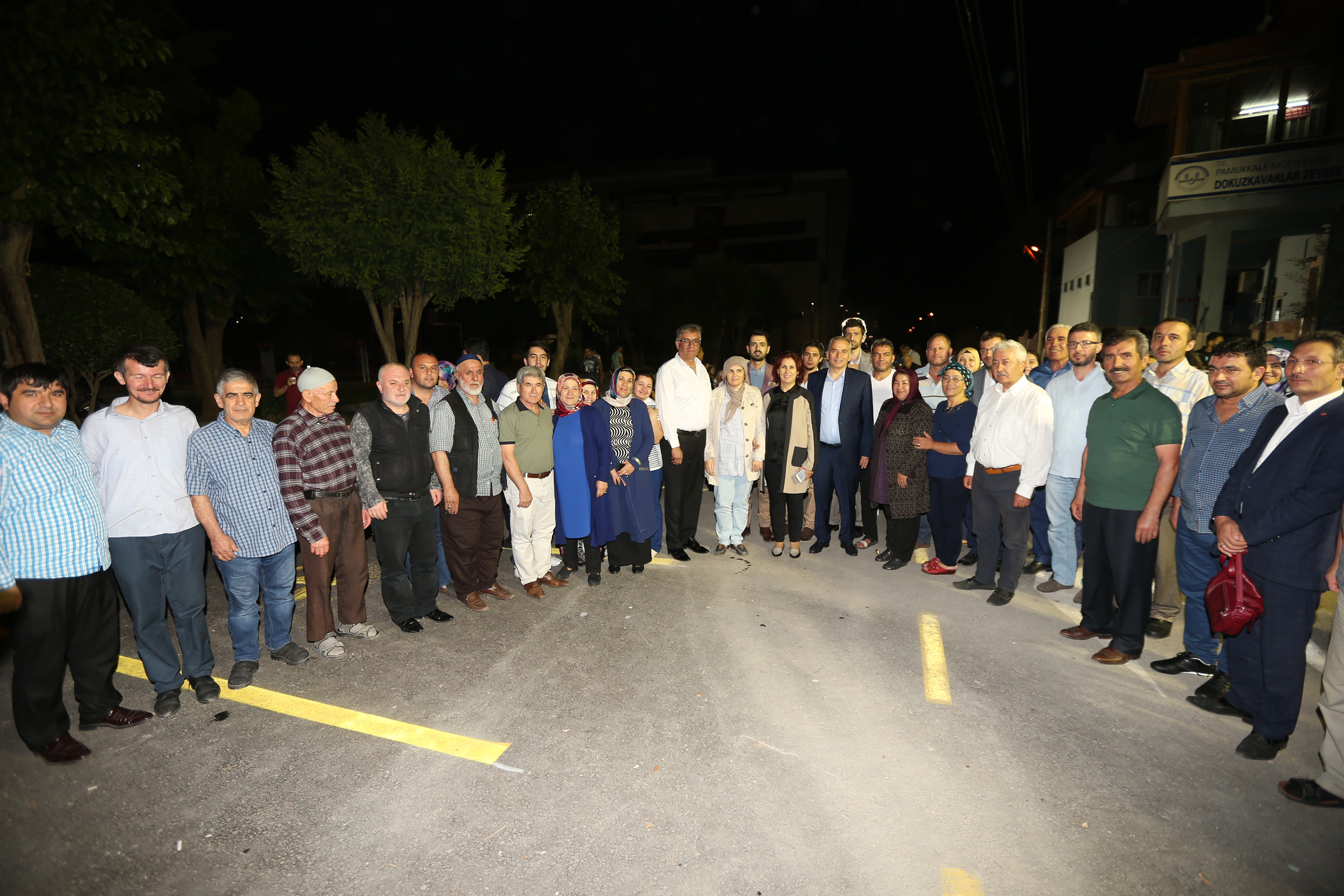 Başkan Osman Zolan sahurda Dokuzkavaklar sakinleriyle buluştu