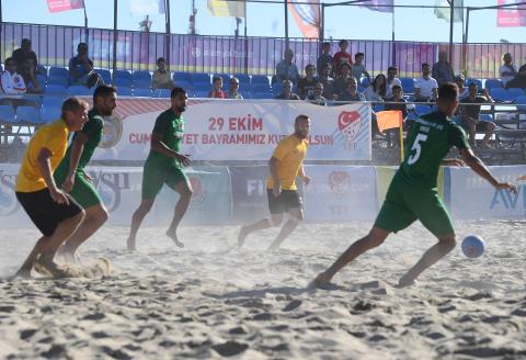 Plaj Futbolu Ligi Türkiye Finalleri’nde şampiyon belli oluyor