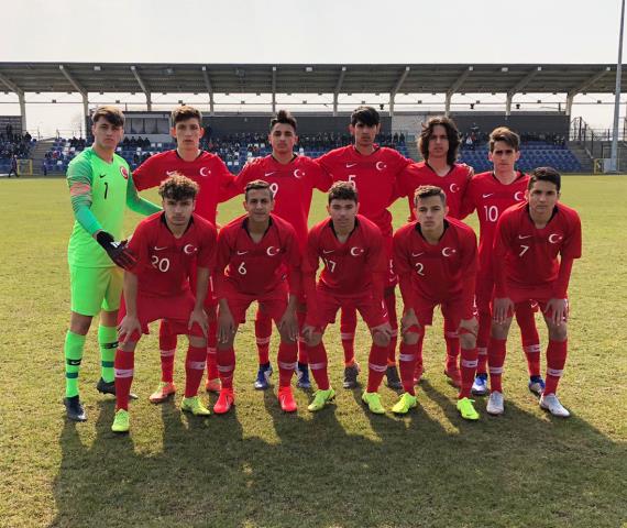 U16 Milli Takımı, Yunanistan’ı 4-1 yendi