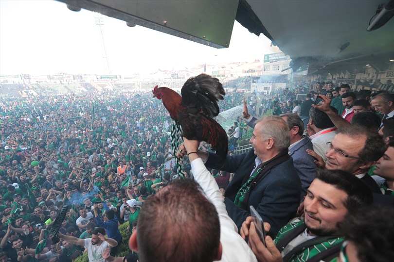 BAŞKAN ZOLAN’DAN DENİZLİSPOR’A KUTLAMA