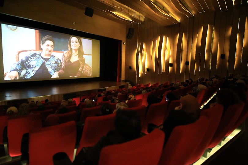 Kadın Meclisi’nden 500 kadına sinema keyfi