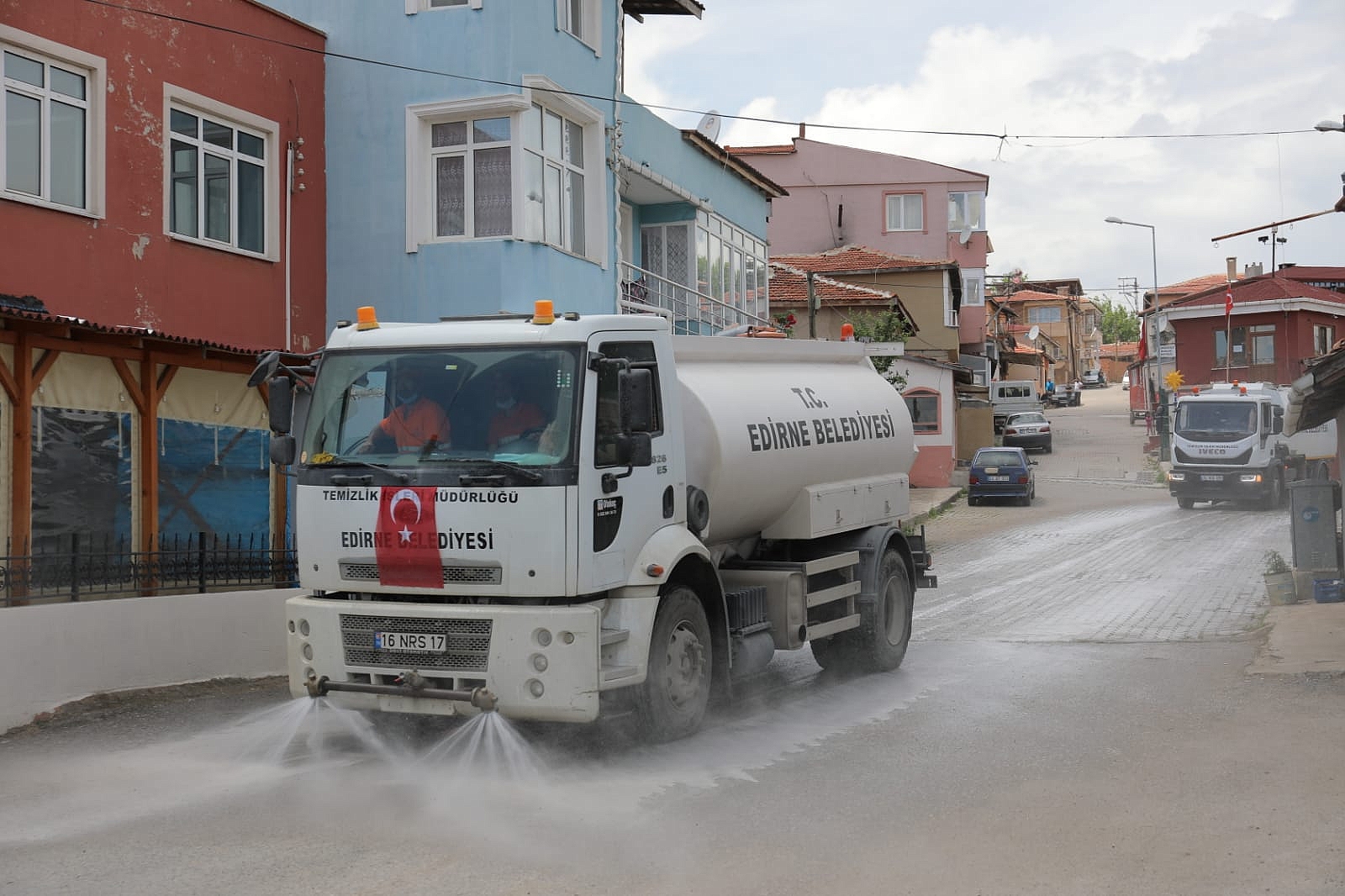 Edirne’de 2 Bin 200 Cadde ve Sokak Dezenfekte Edildi