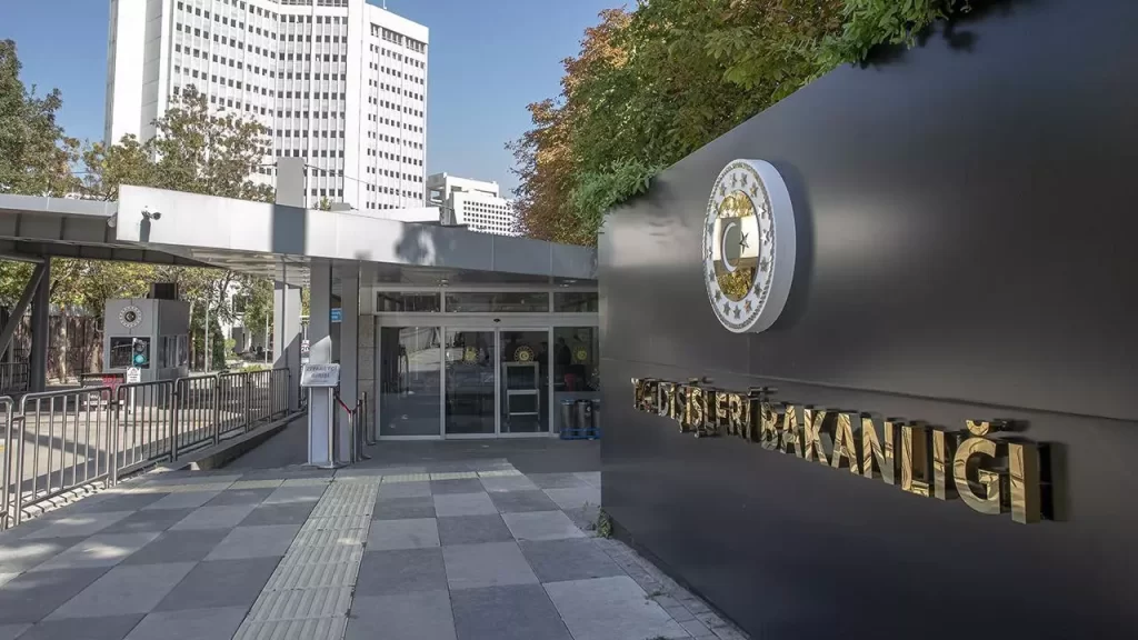 Ankara, Danimarka'da Kuran'a yönelik saldırıyı kınadı