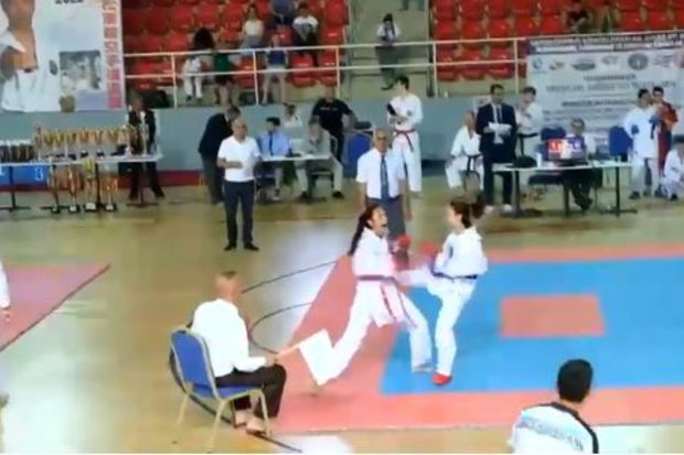 Ermeni sporcu, Azerbaycanlı rakibine tokat attı