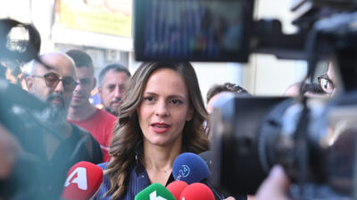 Efi Achtsioglou: SYRIZA, Mitsotakis’in hayatta kalma planıyla yetinmeyecek