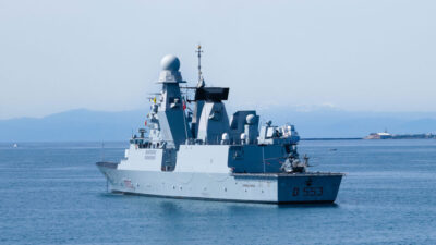 Yunan Donanması zorlukların üstesinden gelmeye çalışıyor