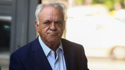 Deneyimli solcu, eski başbakan yardımcısı SYRIZA’dan ayrılıyor
