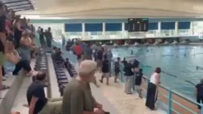 Ebeveynler, Sakız Adası’ndaki gençlik su topu turnuvasında saldırgan davranışlardan şikayetçi