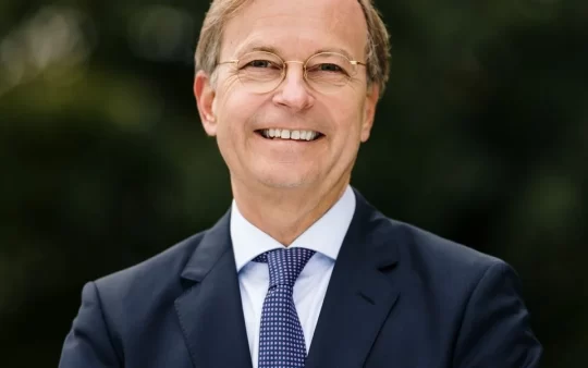 Alman milletvekili Halki İlahiyat Okulu’nun yeniden açılması çağrısında bulundu