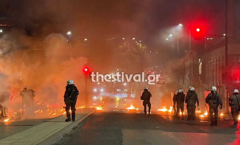 Selanik’te konser sonrası çıkan çatışmada 18 kişi gözaltına alındı, 1 kişi tutuklandı