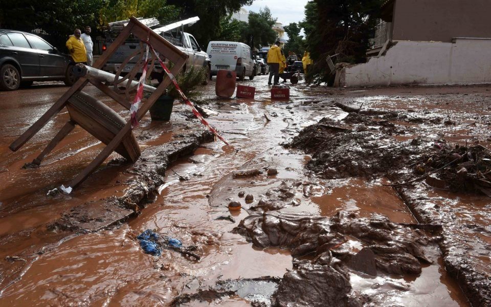 Hükümet, iki felaketin mağdurlarına emeklilik ve borç affı teklif ediyor