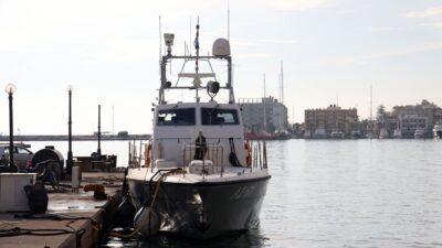 Soruşturmacılar, Sakız Adası açıklarında meydana gelen ölümcül çarpışmada batan göçmen teknesini su yüzüne çıkaracak