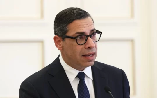 Kombos: Savaş sonrası Kıbrıs’taki İngiliz askeri üsleri konusunda görüşmelere ihtiyaç var