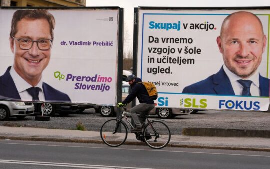 Slovenya’da iktidardaki liberaller, çekişmeli geçen parlamento seçimlerinde sağcı popülistlerle karşı karşıya