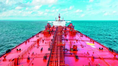 Yunanistan bayraklı bir tanker Karadeniz’de Novorossiysk yakınlarında karaya oturdu