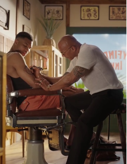 Antetokounmpo, mizahi Moana filmi tanıtımında morsa dönüşüyor