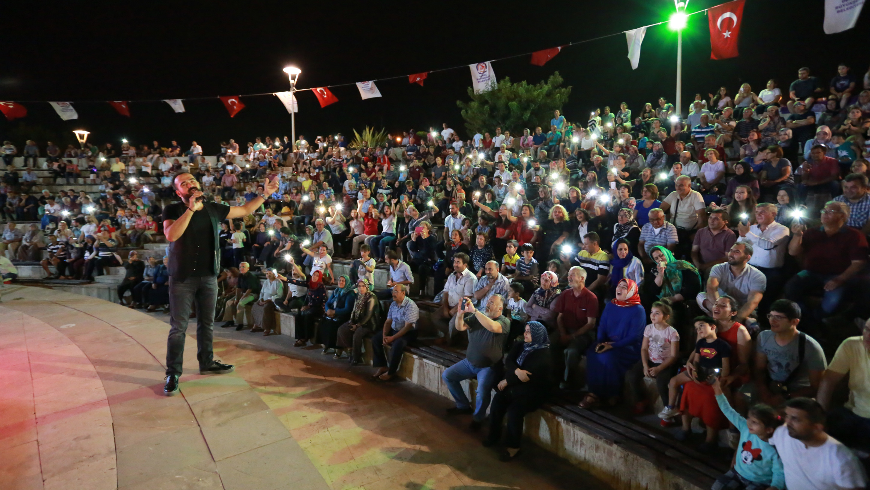 Denizli’de yaz konserleri devam ediyor