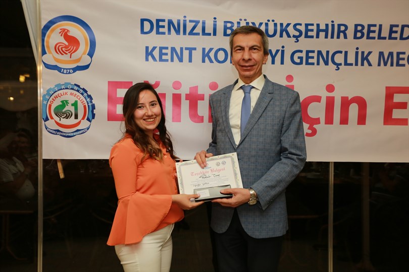 Denizli’de Eğitim için El Ele 11’nci dönemini tamamladı