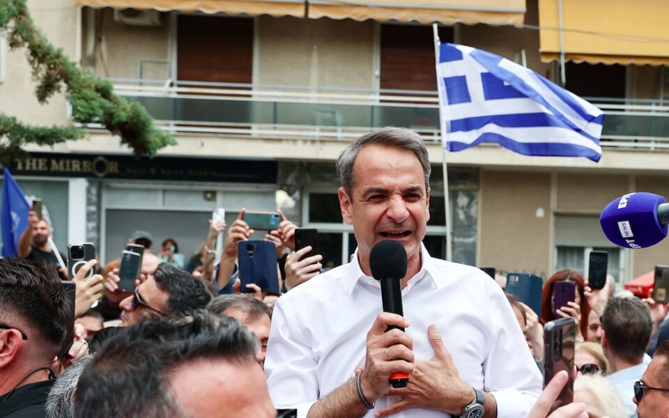 Yunanistan Başbakanı Arnavutluk’a yeni sert mesaj gönderdi