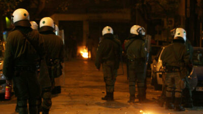 Atina ve Selanik’teki üniversitelerde şiddet olayları yaşanıyor