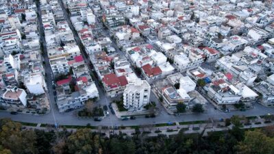 Yunanistan’da on iki belediye mülk değerinin yeniden değerlendirilmesinde ilerleme kaydetti
