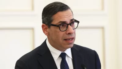 Kombos: Savaş sonrası Kıbrıs’taki İngiliz askeri üsleri konusunda görüşmelere ihtiyaç var