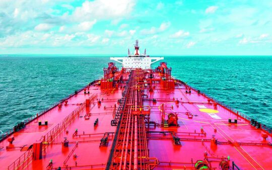 Yunanistan bayraklı bir tanker Karadeniz’de Novorossiysk yakınlarında karaya oturdu